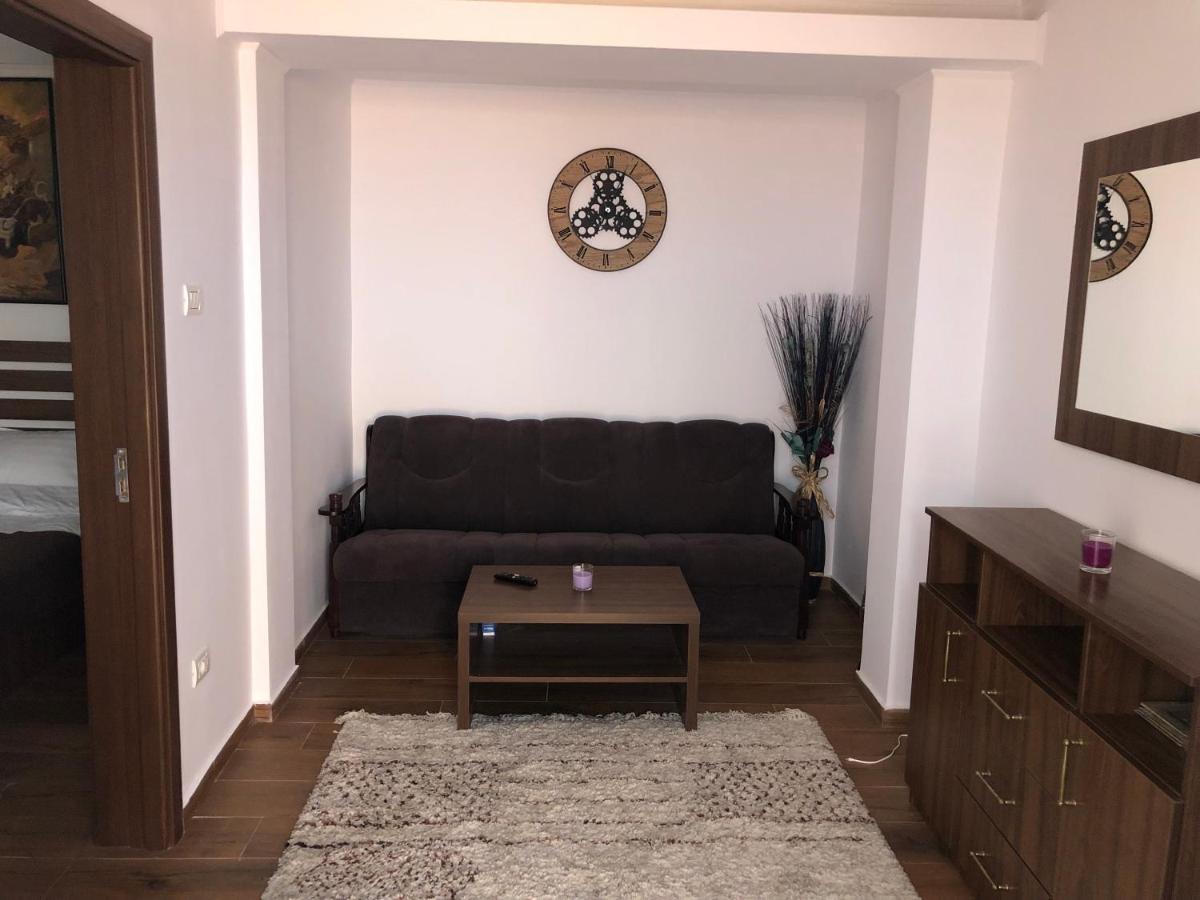 Apartament 2 Camere La Casa - Bucuresti Ngoại thất bức ảnh