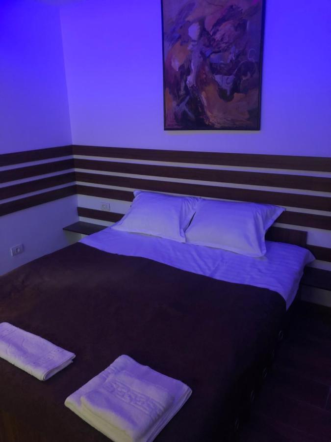 Apartament 2 Camere La Casa - Bucuresti Ngoại thất bức ảnh