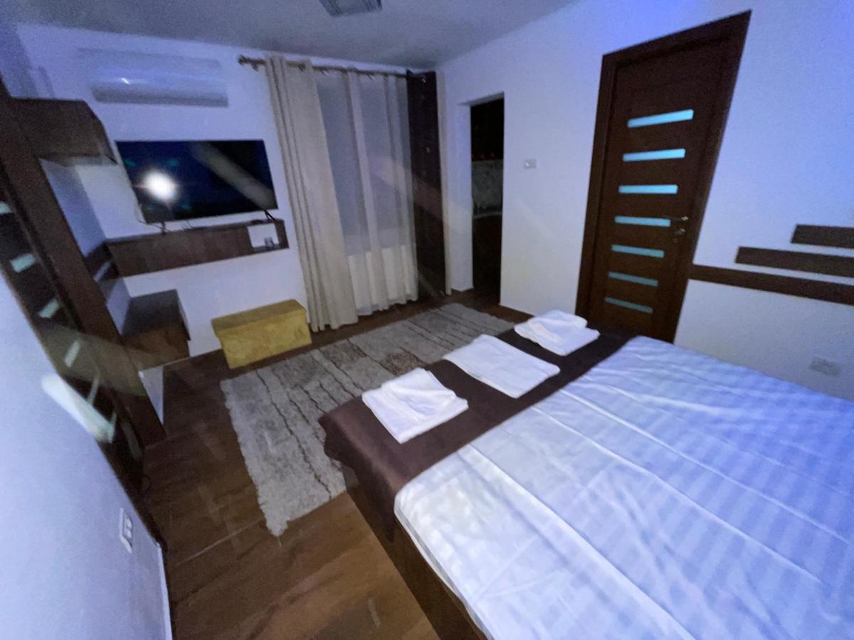 Apartament 2 Camere La Casa - Bucuresti Ngoại thất bức ảnh